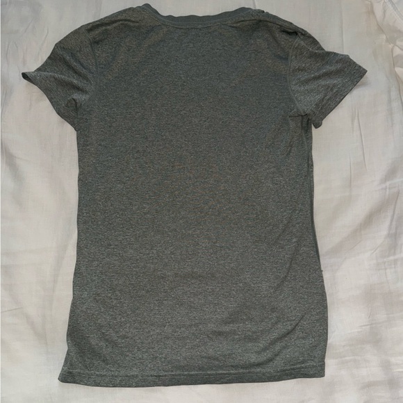 Nike V Neck Tee - Picture 2 of 2